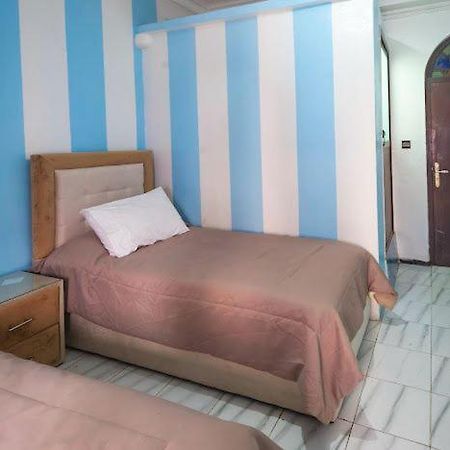 Hotel Sevilla Chefchaouen Exterior foto